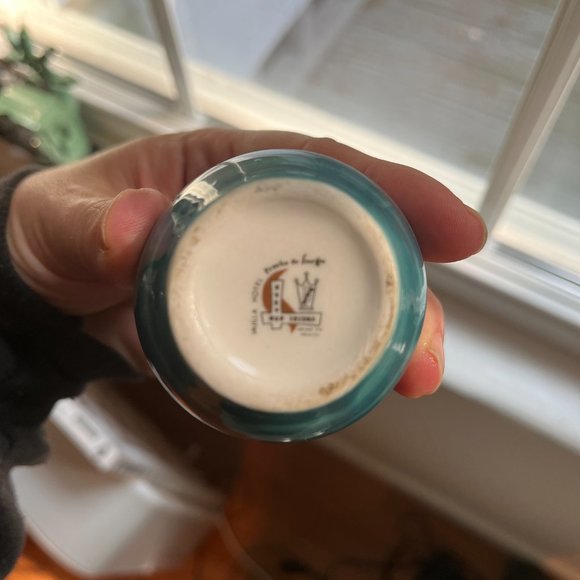 Vintage San Isidro Ceramic Mini Creamer Toothpick Holder Vajilla Hotel 2 3/8”. - Picture 4 of 4